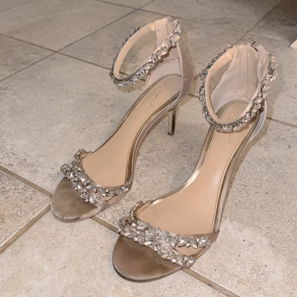 Badgley Mischka Jewel Heels - Picture 4 of 8